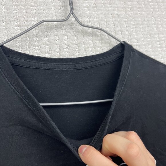 Peanuts Snoopy “Plant A Tree” T-Shirt Graphic Tee Forest Outdoor Black Read - Picture 7 of 15